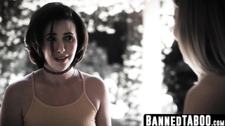 Casey Calvert and Paige Owens in mesmerizing lesbo act