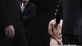 Austin Young's yam-sized prick rail in a wild gangbang meeting with insane men