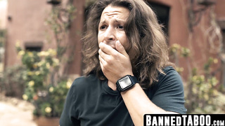 Kayley Gunner juggles on big fuckpole and tastes candy