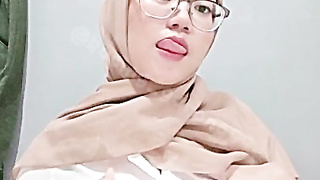 Hijab Tobrut Ganas