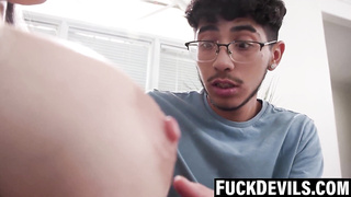 COUGAR Kenzie Taylor entices sonny in law to ride her ample funbags