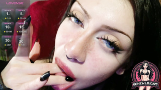 Punk Damsel with Neck corset Plays with Jizm and Fuck stick Live