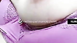 Indri Sales Honda Yang Pernah Viral - Ayu Mayumi