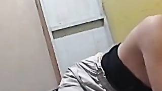 Awal Nya Cmn Numpang Makan Ehh Malah Di Entot Teman Tobrutnya