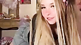 Belle Delphine_Nostalgia Quest
