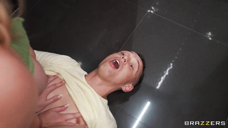 Pick Pocket Heads to Boink Town