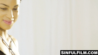 Extraordinaire ebony massagist stunner fucks with fat dicked fellow