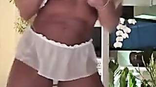 Renata Frisson (Mulher Melão) - Crazy De-robe Taunt & Cropped Splooge Have fun
