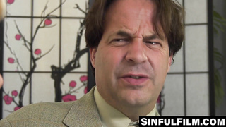 Meaty arse grandma juggles on massive hard-on like a real professional