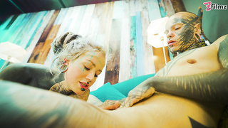 Alt cutie Anuskatzz tucks Nahluu's vagina