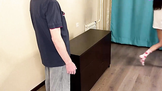 Very first mouth bulbous and choking for unexperienced stepdaughter4apb