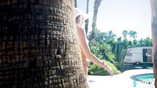 Bouncy arse teenage platinum-blonde Emma Hix solo