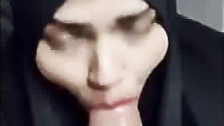 Uber-cute Indian Doll Deep throating Rod and Drilling