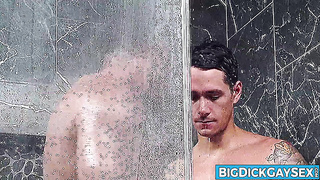 Zander Woodz Screws Sean Xavier in Extraordinaire Condo Douche