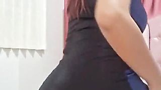 Latina con hermoso arse