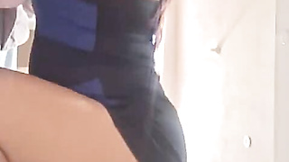 Latina con hermoso arse