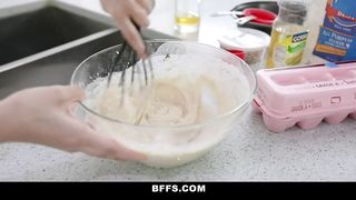 BFFS - Nice Teenagers Twerk and have A Ultra-Kinky Bi-Curious Hump