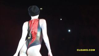 [NEW] Miley Cyrus Snatch Photographs from #TheFappening Bare LEAKED