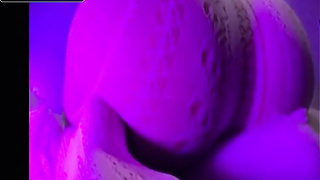 Gina Savage dirty dances her big booty