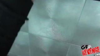 Homemade oral job by a dirty gf