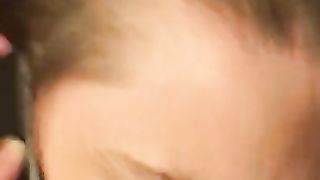 Plowing my GIRLFRIEND while she Chats to her Sista on the Smartphone