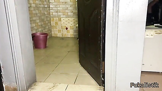 Big-chested ebony wifey nails sneaky thick trunk