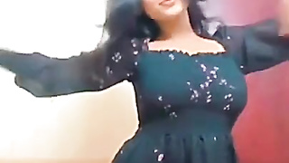 Indian Instagram Influencer Lovely Chick Getting Banged By Her Boyfriend Viral Mms