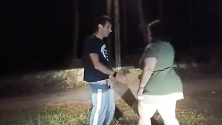 Outdoor fuck-fest with a mature