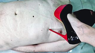 Marionette under my high-heeled slippers! Boot fetish, heel fetish. Sausages and scrapes of the gimp's assets with stilettos.
