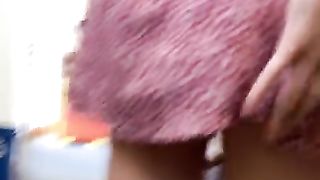 Lil Teenage Step-Sister Ellie Eilish Caught Pulverizing in crowded Public Library