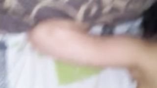 Жестко трахнул малолетку и довел до оргазма