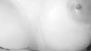 LONNA'S BATHTUB TIME JOY