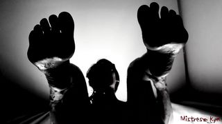 Domme Soles POINT OF VIEW - Domme Kym Real Life Female Dom Story