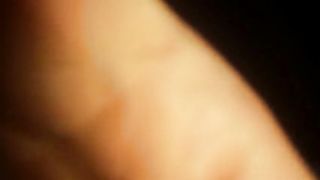 Парень доставил удовольствие зрелке анальными шариками и не только