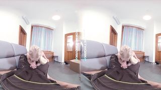 Passionate POINT OF VIEW meatpipe fellating showcases VR light-haired Kitana Entice go deep hatch on you