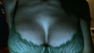 aleah jazmin humps a cucumber