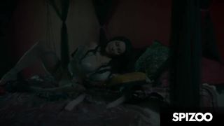 SCORCHING Lesbos Sharing a Gigantic Dual-headed Fuck Stick and Strap Dildo Plow