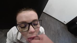 Marvelous assistant sated angry client with super-fucking-hot deep throat at reception