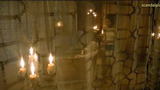 Emilia Clarke Bare and Bang-Out from 'Game Of Thrones' On ScandalPlanetCom