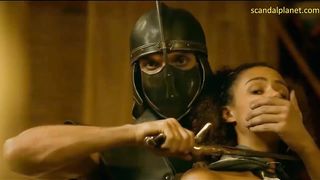 Emilia Clarke Bare and Bang-Out from 'Game Of Thrones' On ScandalPlanetCom