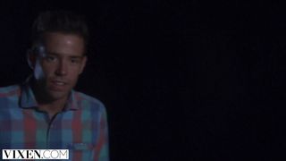 VIXEN 2 finest Pals let Liberate on Vaca