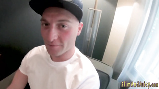 Culo wiggling light-haired teenage gets lubricated up