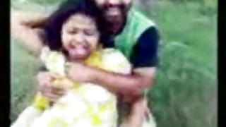 BANGLADESH super-bitch in park wid a gang of fellows