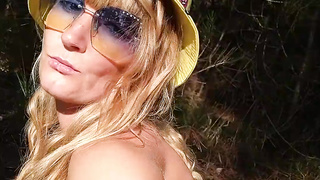 Mischievous Selfie - Fast drill in the woods. Blowage, Bum Slurping, Doggie-Style, Jizz on face. Outdoor orgy
