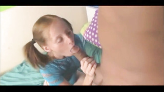 grosse queue pour la gamine