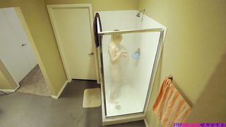 Out-pranking his sista