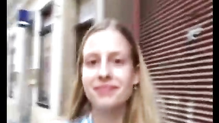 Czech Dame Blows Stranger´s Jizz-Shotgun in Camper