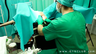 clitoral vibration in the gynecologist’s office