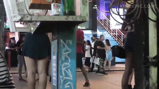 Japanese Lovemaking Tourist - Ways To Meet Thai Dolls