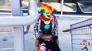 Edible Tee Gets Romped by Gibby The Clown on A Engaged Highway During Rush Hour
